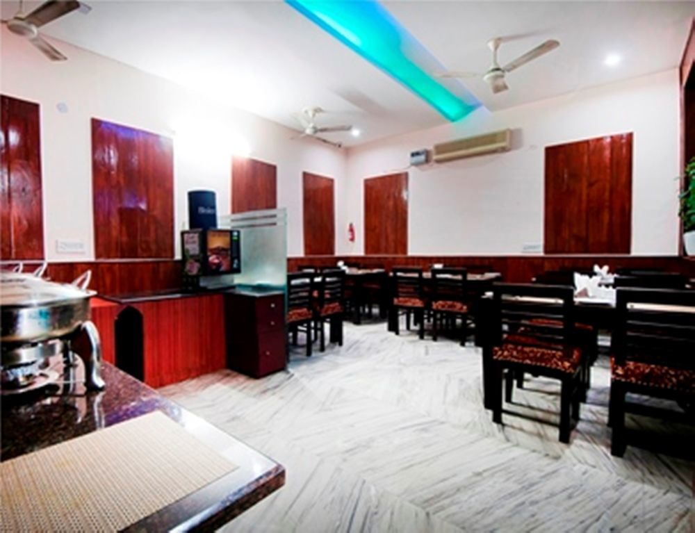 Airport Hotel Olive&Blue Neu-Delhi Exterior foto